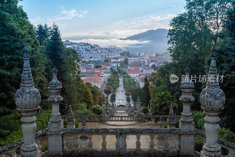 葡萄牙Nossa Senhora dos Remedios神庙的楼梯